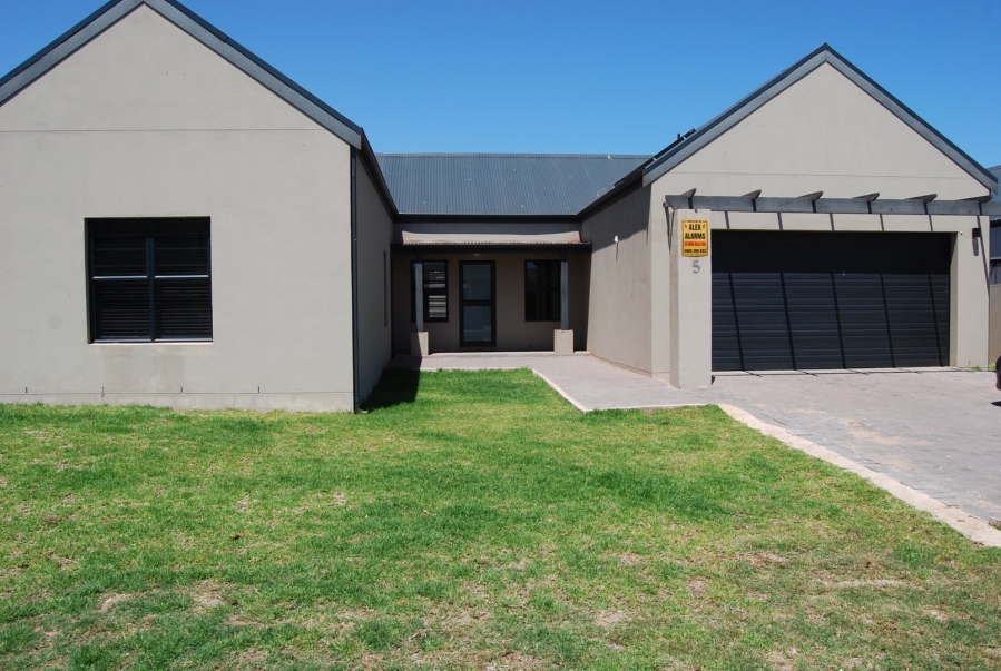 3 Bedroom Property for Sale in Vredenburg Western Cape
